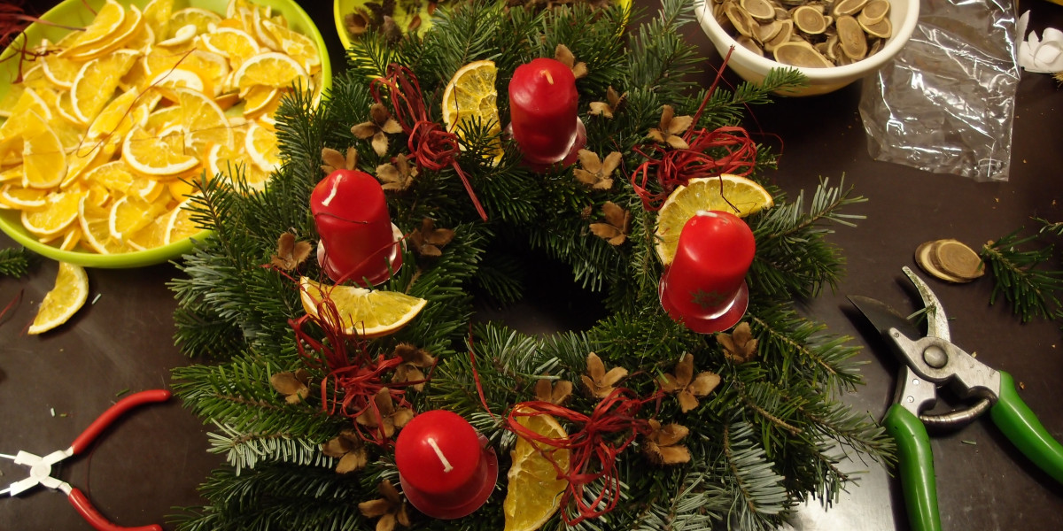 ADVENTNÍ VĚNCOVÁNÍ 26/11
