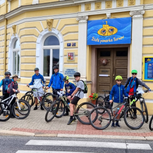 V sobotu po 9. hodině jsme se sešli v Ponorce.